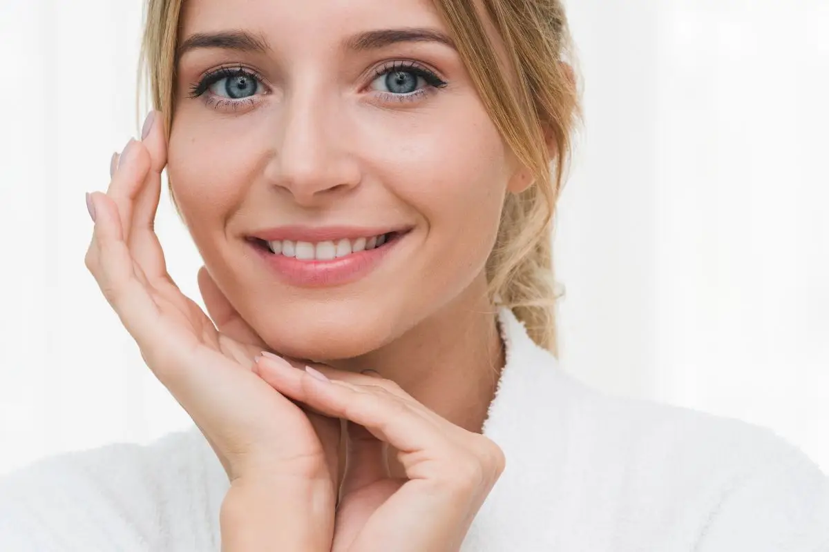 ¿Usas productos con ácido salicílico? Descubre para qué sirve realmente en tu piel